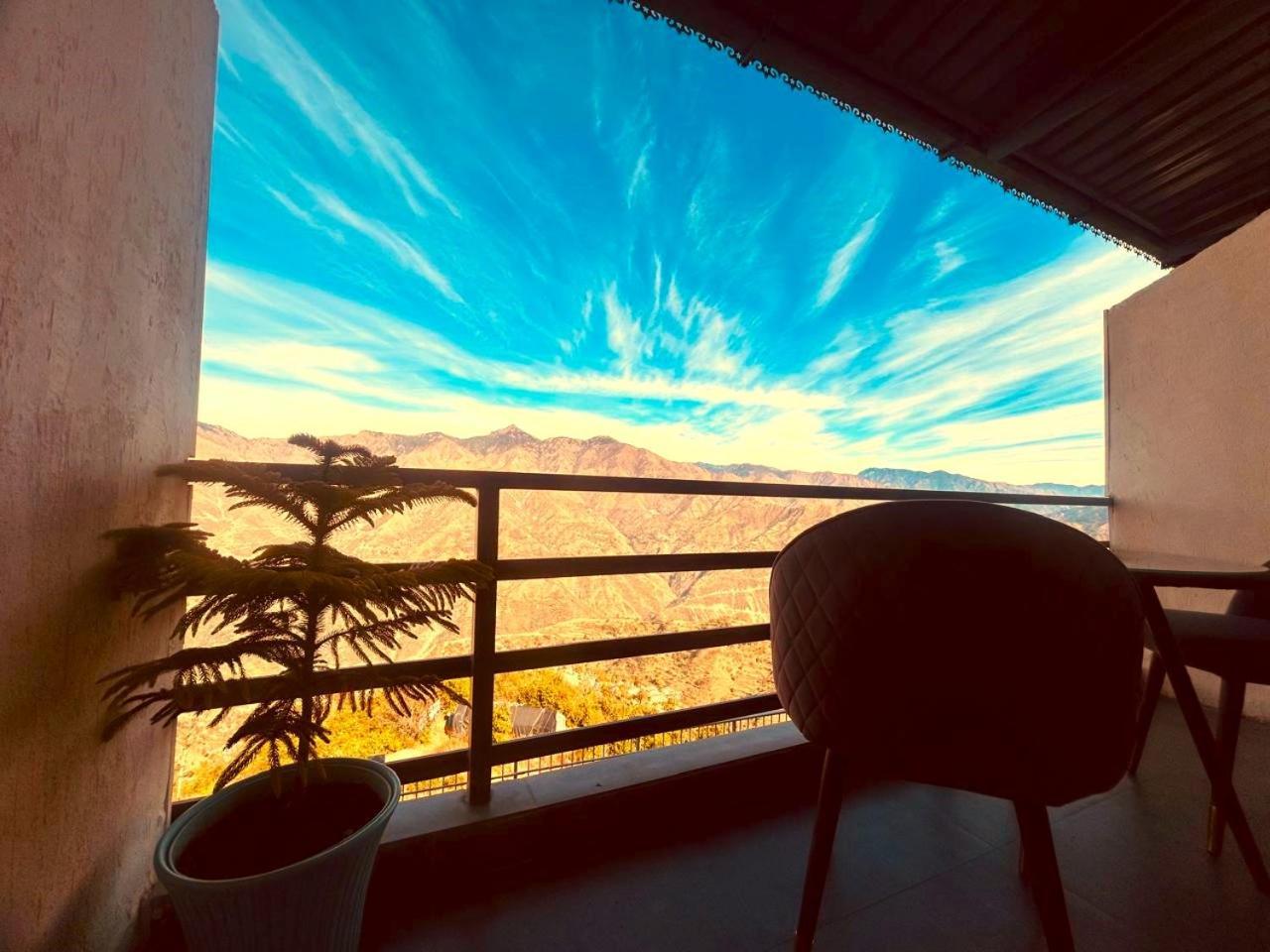 Living On The Edge A Luxury Stay Mussoorie Luaran gambar