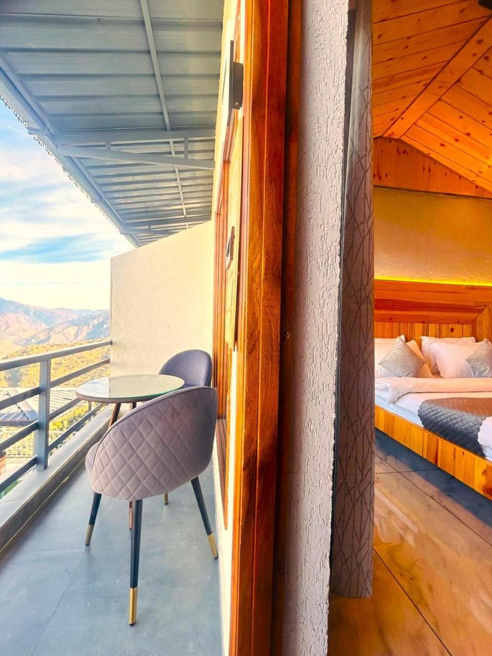 Living On The Edge A Luxury Stay Mussoorie Luaran gambar
