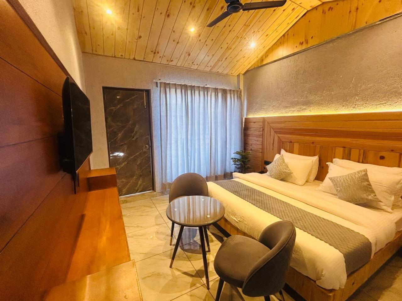 Living On The Edge A Luxury Stay Mussoorie Luaran gambar
