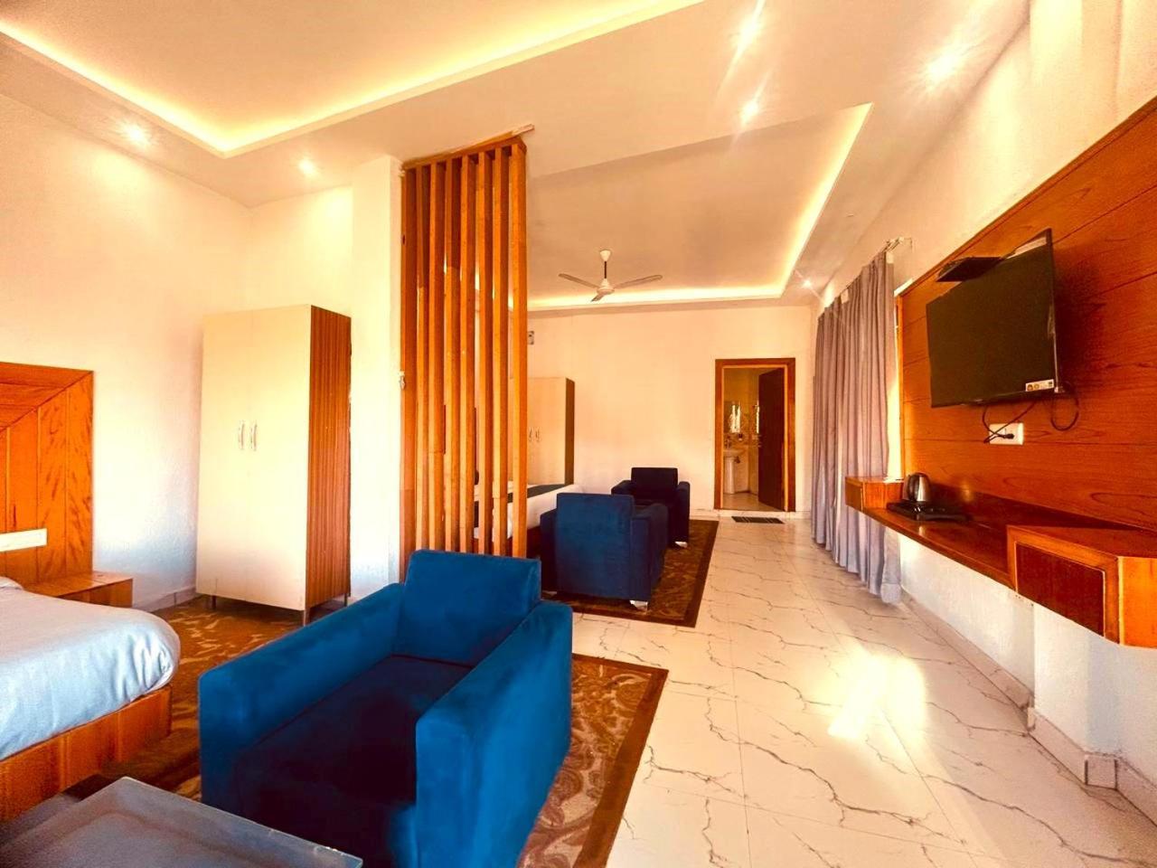 Living On The Edge A Luxury Stay Mussoorie Luaran gambar
