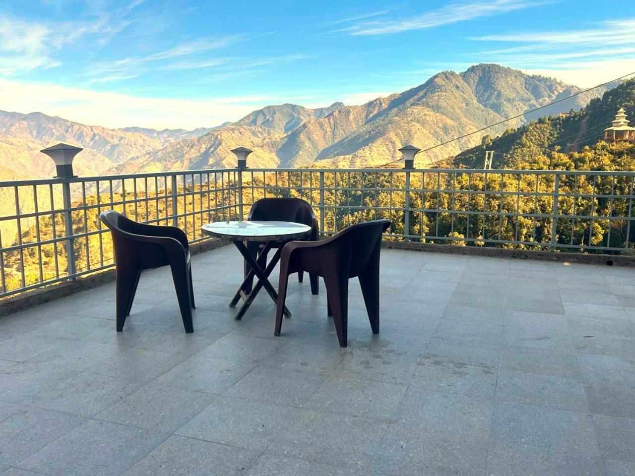 Living On The Edge A Luxury Stay Mussoorie Luaran gambar