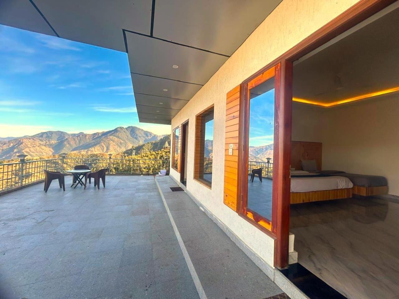 Living On The Edge A Luxury Stay Mussoorie Luaran gambar