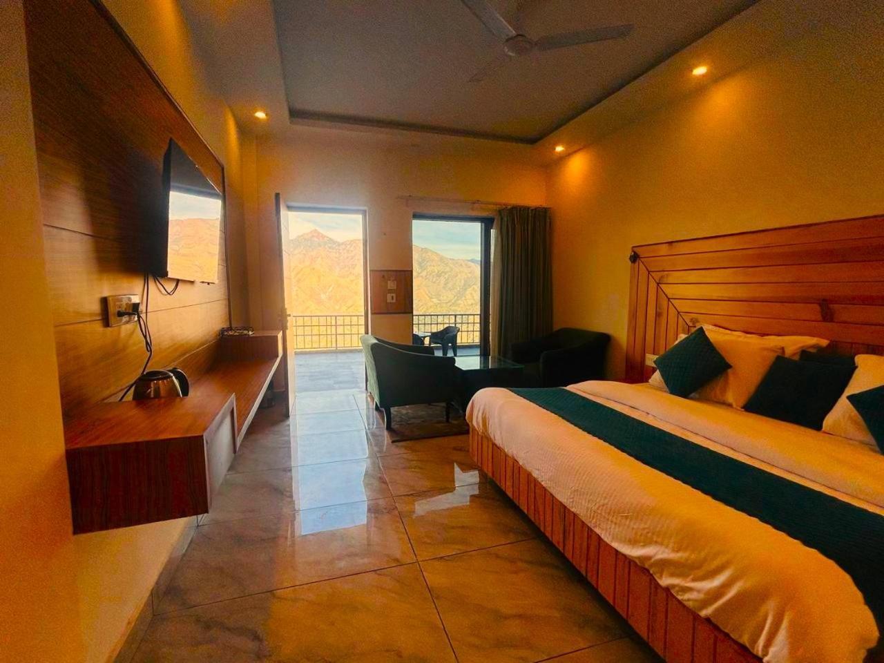 Living On The Edge A Luxury Stay Mussoorie Luaran gambar