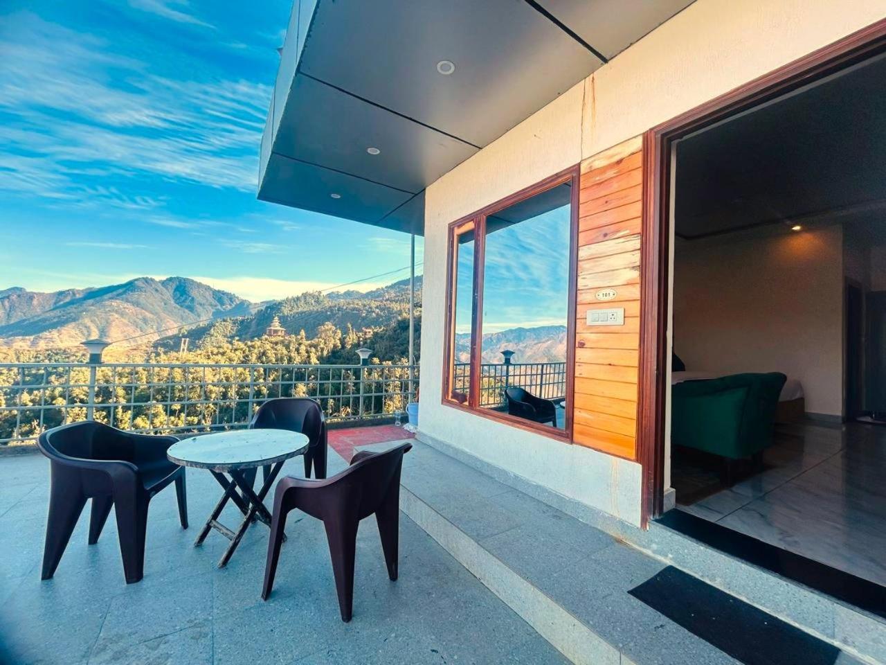 Living On The Edge A Luxury Stay Mussoorie Luaran gambar