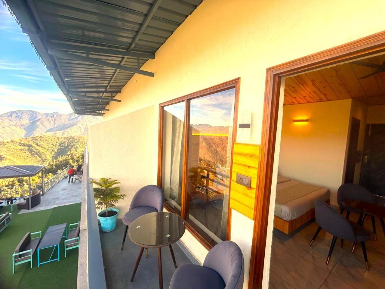 Living On The Edge A Luxury Stay Mussoorie Luaran gambar