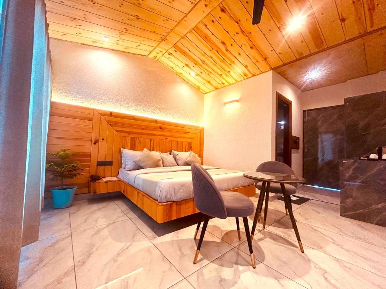 Living On The Edge A Luxury Stay Mussoorie Luaran gambar
