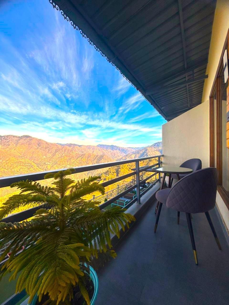 Living On The Edge A Luxury Stay Mussoorie Luaran gambar