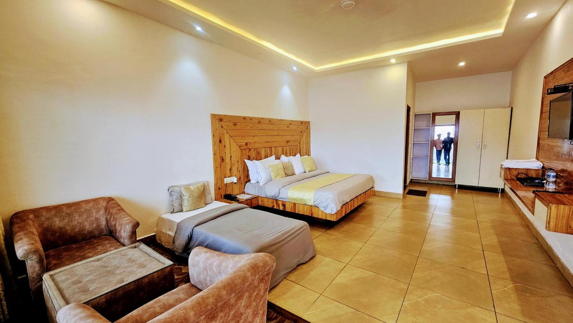 Living On The Edge A Luxury Stay Mussoorie Luaran gambar